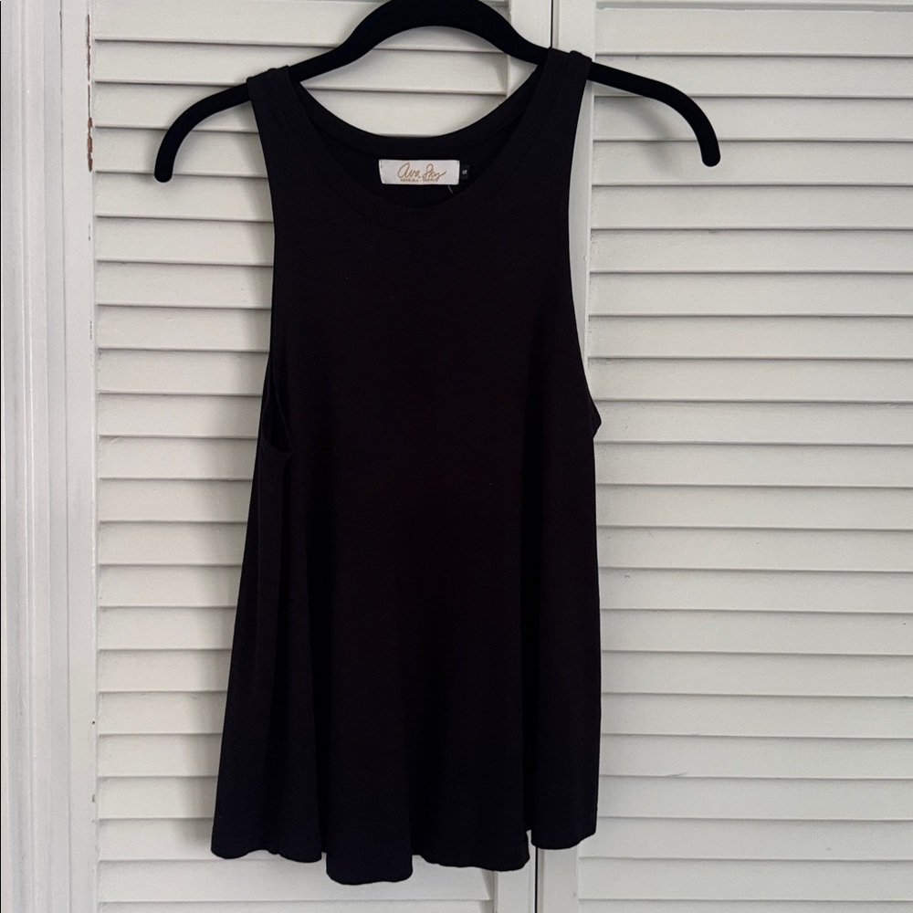 Ava Sky Black Crew Neck Tank size S Fighting Eel